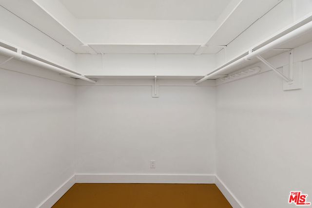 714 Kensington Road, Santa Monica, CA 90405
