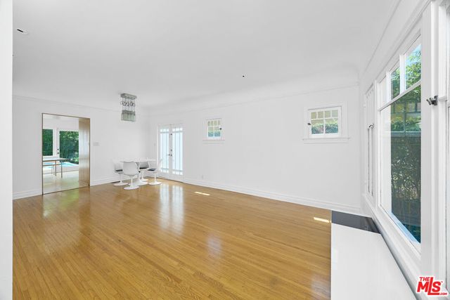 714 Kensington Road, Santa Monica, CA 90405