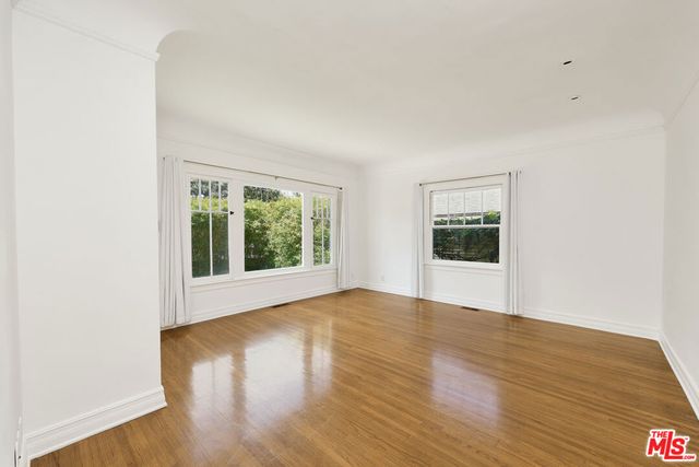 714 Kensington Road, Santa Monica, CA 90405