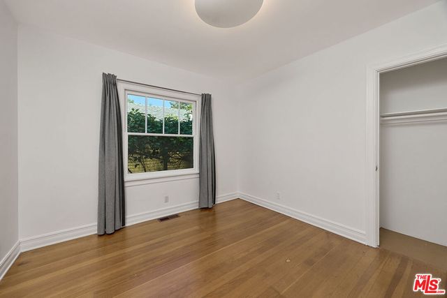 714 Kensington Road, Santa Monica, CA 90405