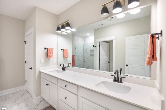 317 Breakwater Lane, Seneca, SC 29678