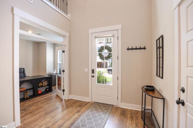 317 Breakwater Lane, Seneca, SC 29678