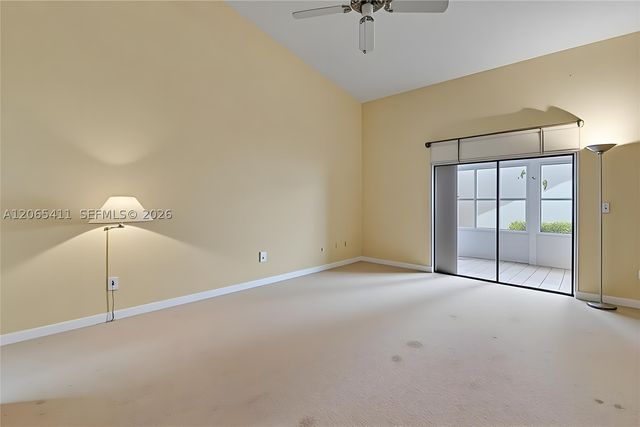 5275 Tiffany Anne Cir, West Palm Beach, FL 33417