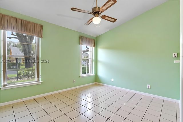 5275 Tiffany Anne Cir, West Palm Beach, FL 33417