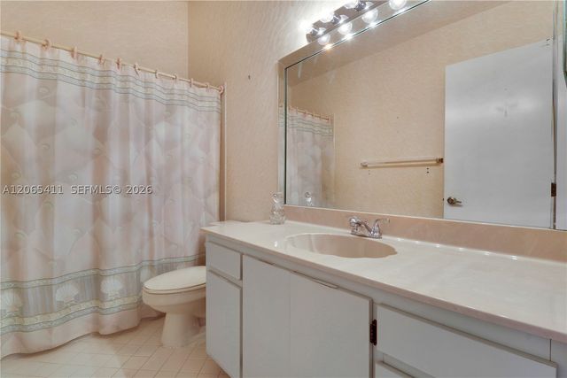 5275 Tiffany Anne Cir, West Palm Beach, FL 33417
