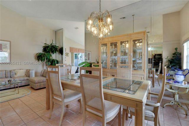 5275 Tiffany Anne Cir, West Palm Beach, FL 33417