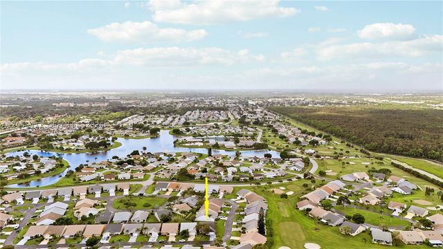 5275 Tiffany Anne Cir, West Palm Beach, FL 33417