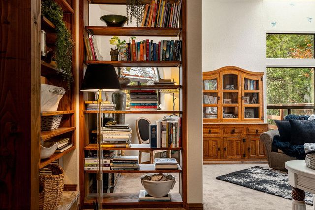 24680 Fern Valley Road, Idyllwild, CA 92549