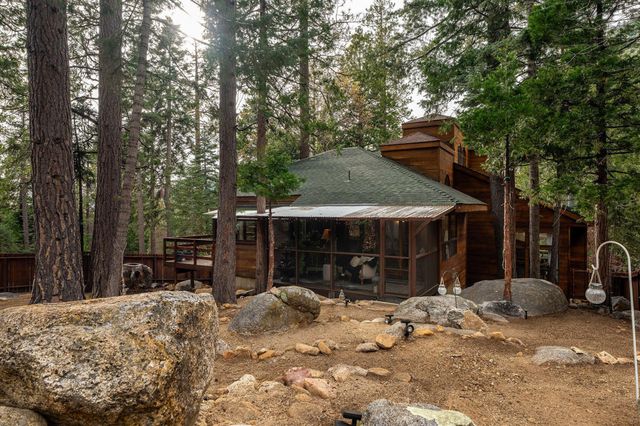 24680 Fern Valley Road, Idyllwild, CA 92549