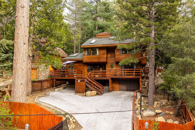 24680 Fern Valley Road, Idyllwild, CA 92549