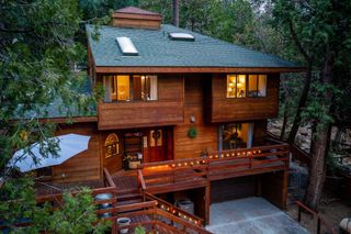 24680 Fern Valley Road, Idyllwild, CA 92549