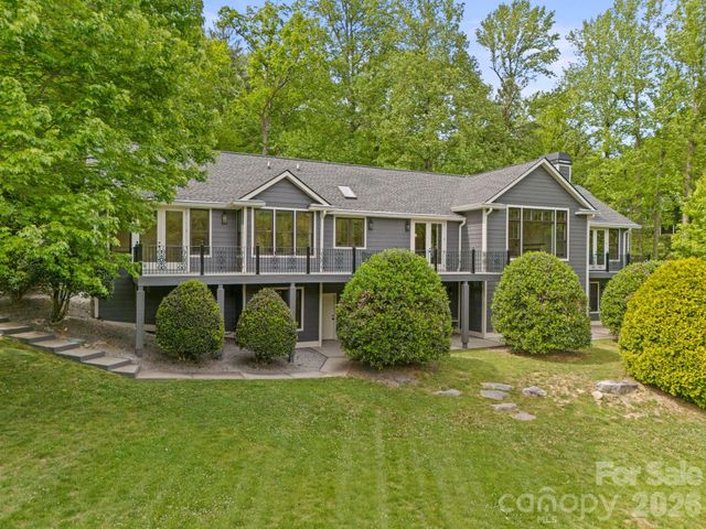 301 Winding Meadows Drive, Flat Rock, NC 28731