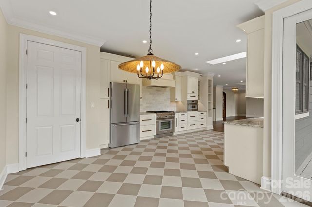301 Winding Meadows Drive, Flat Rock, NC 28731