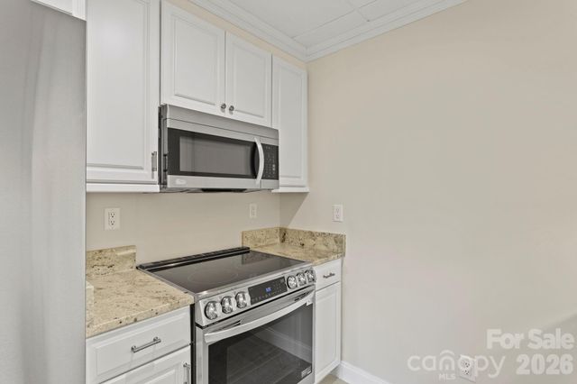 301 Winding Meadows Drive, Flat Rock, NC 28731
