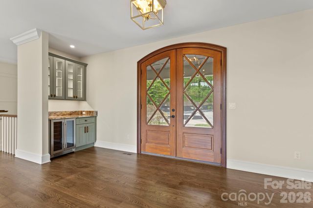 301 Winding Meadows Drive, Flat Rock, NC 28731