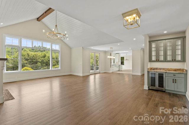 301 Winding Meadows Drive, Flat Rock, NC 28731