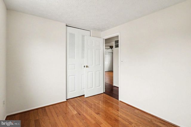 1101 WINTROL CT, Herndon, VA 20170