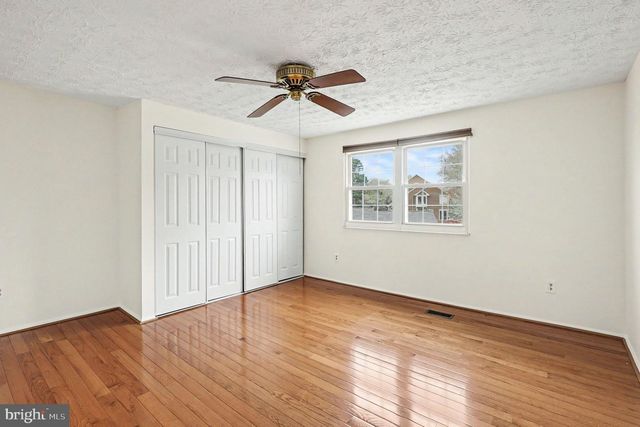 1101 WINTROL CT, Herndon, VA 20170