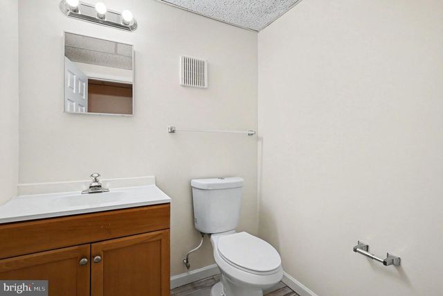 1101 WINTROL CT, Herndon, VA 20170