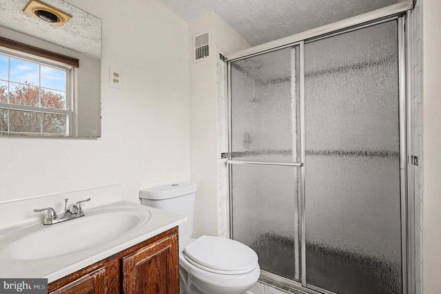 1101 WINTROL CT, Herndon, VA 20170