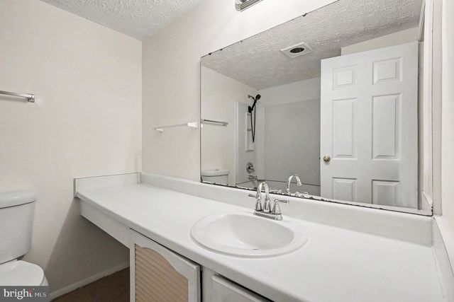 1101 WINTROL CT, Herndon, VA 20170