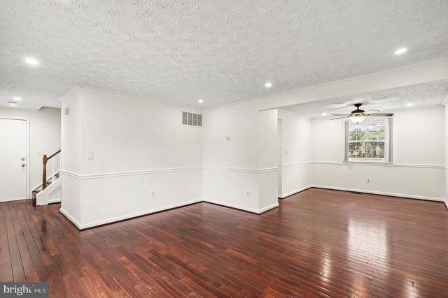 1101 WINTROL CT, Herndon, VA 20170