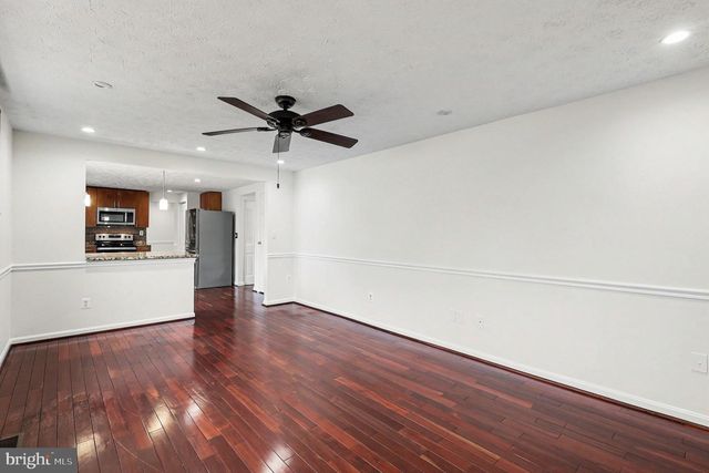 1101 WINTROL CT, Herndon, VA 20170