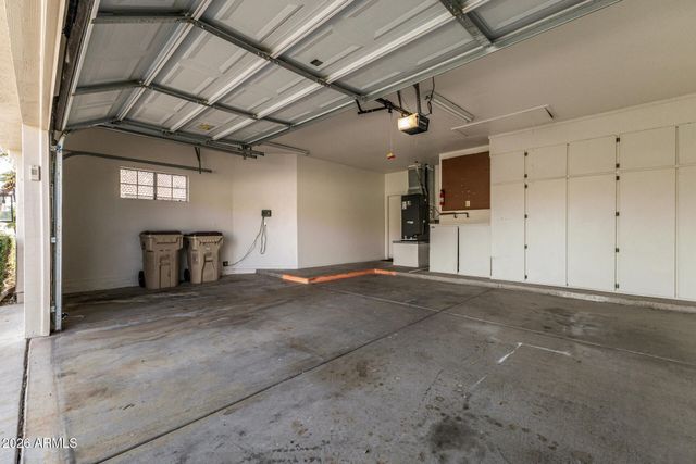 10709 E CHAMPAGNE Drive, Sun Lakes, AZ 85248