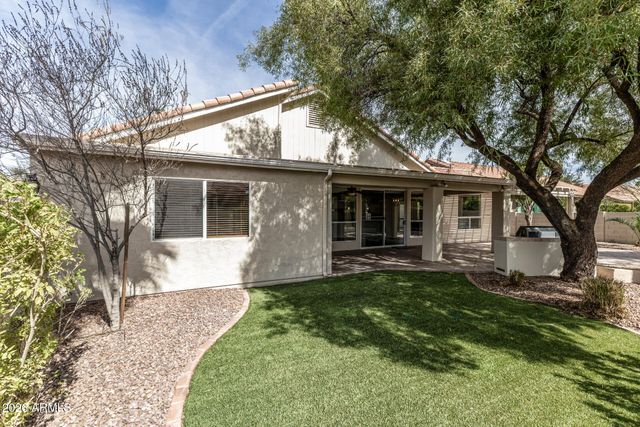 10709 E CHAMPAGNE Drive, Sun Lakes, AZ 85248