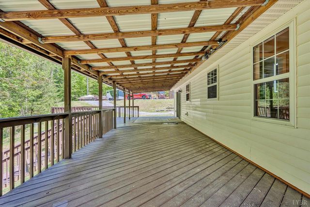 1222 Misty Ridge Lane, Montvale, VA 24122