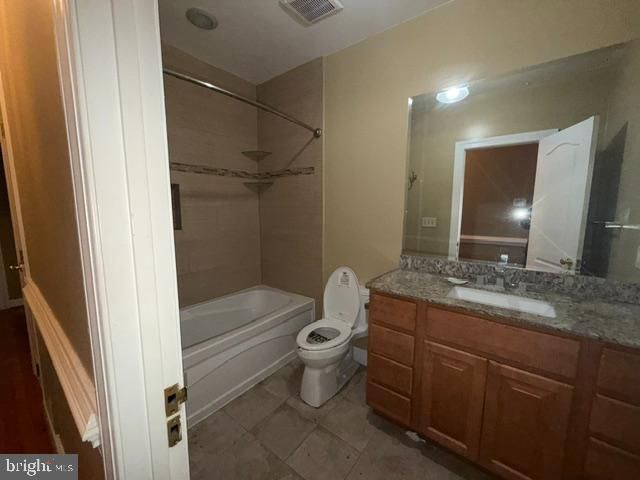 18121 QUEEN ANNE RD, Upper Marlboro, MD 20774