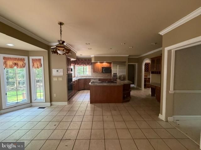 18121 QUEEN ANNE RD, Upper Marlboro, MD 20774