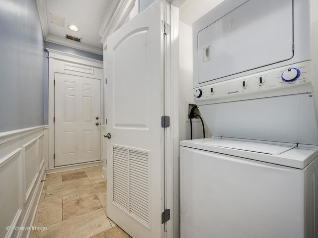 5058 N Kimball Avenue G, Chicago, IL 60625