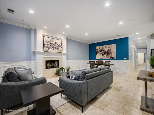 5058 N Kimball Avenue G, Chicago, IL 60625