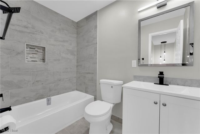 797 Babbitt Road 15, Euclid, OH 44123