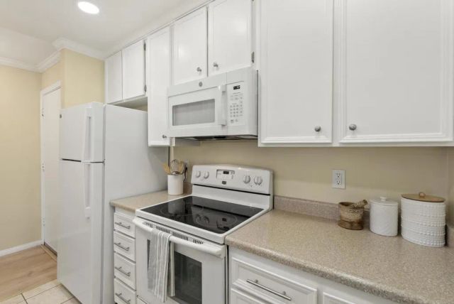 5710 Baltimore Drive 430, La Mesa, CA 91942