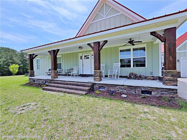 530 Browning Drive, Saint Pauls, NC 28384