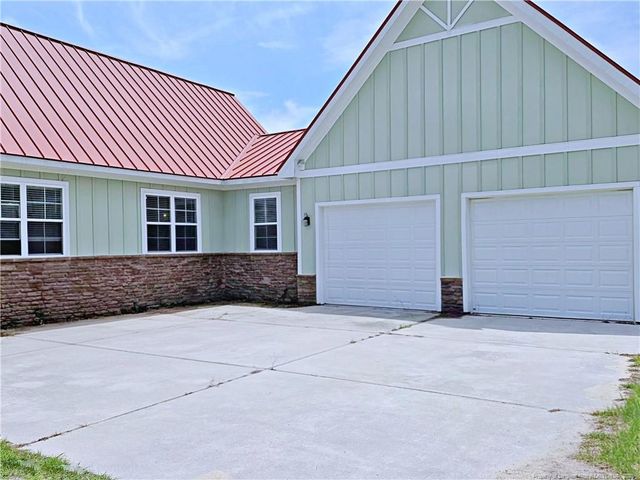 530 Browning Drive, Saint Pauls, NC 28384