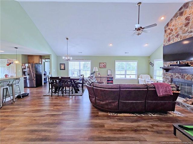 530 Browning Drive, Saint Pauls, NC 28384
