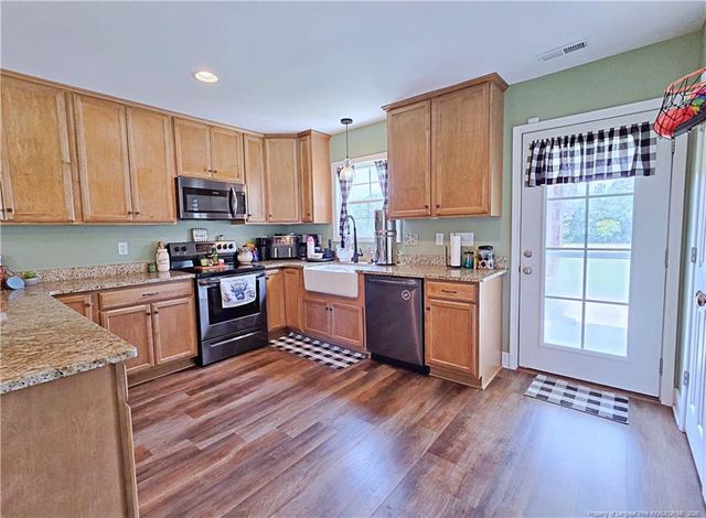 530 Browning Drive, Saint Pauls, NC 28384