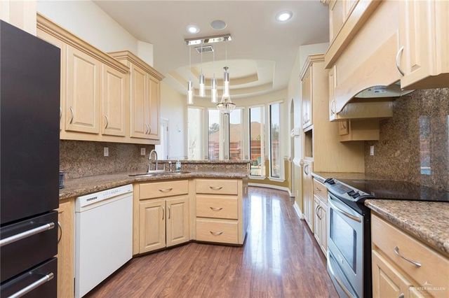 1903 Audrey Drive, Mission, TX 78572