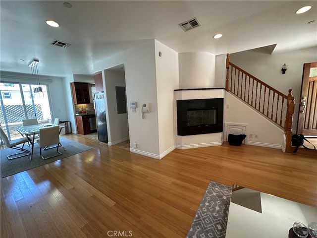 270 E Glenarm, Pasadena, CA 91106