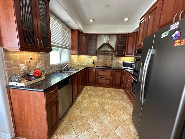 270 E Glenarm, Pasadena, CA 91106