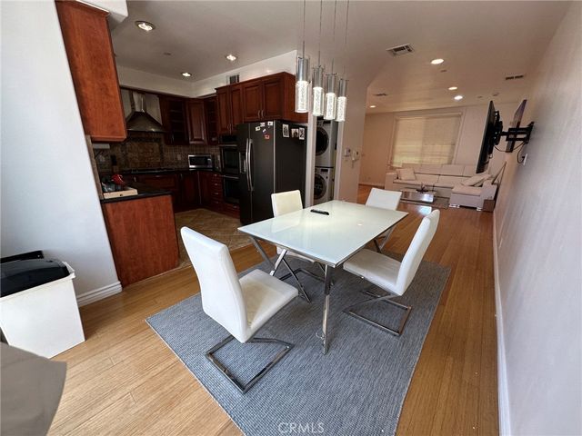 270 E Glenarm, Pasadena, CA 91106