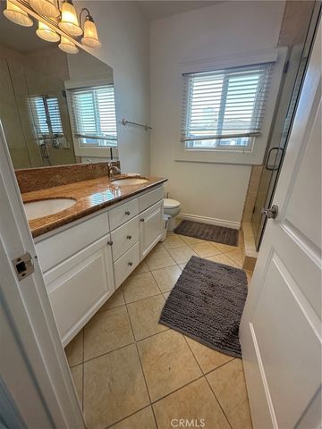 270 E Glenarm, Pasadena, CA 91106