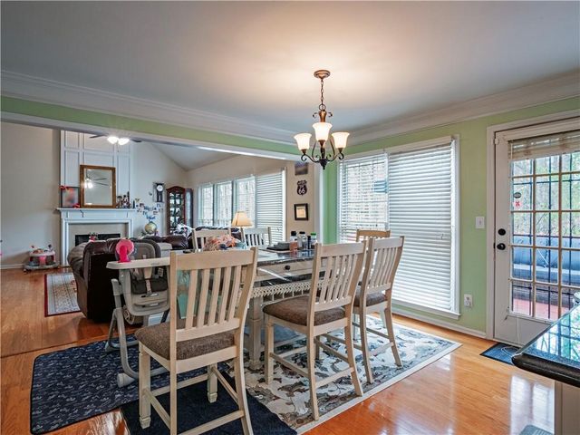 10910 Chatburn Way, Johns Creek, GA 30097