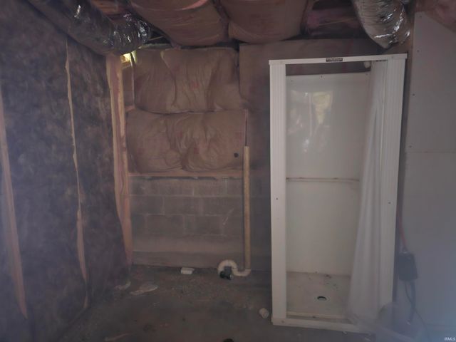 751 N Falvey Street, Winamac, IN 46996