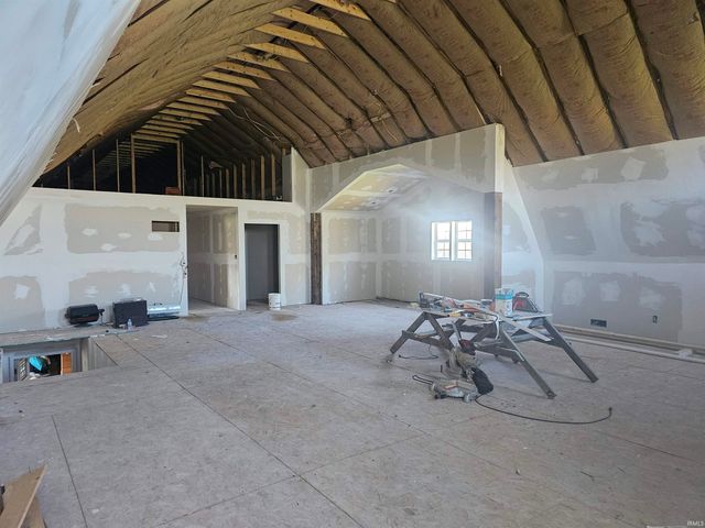 751 N Falvey Street, Winamac, IN 46996