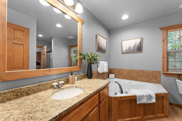 41 Stepping Stone Way 55, Branson West, MO 65737