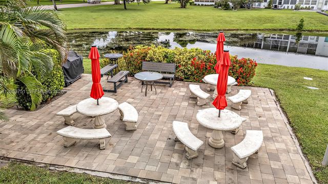 2109 Oakridge V 2109, Deerfield Beach, FL 33442